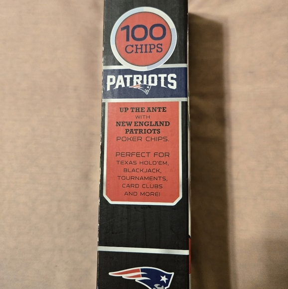 NFL New England Patriots Clay Casino Style Poker Chips 100 Ct. - Picture 2 of 4